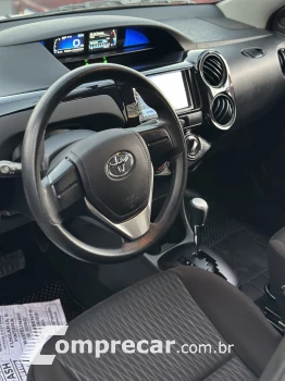 Toyota ETIOS 1.5 X Plus Sedan 16V 4 portas
