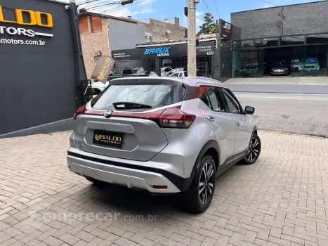 KICKS Exclusive 1.6 16V Flex Aut.