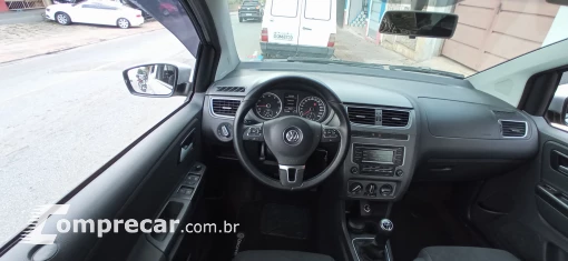 Volkswagen Fox highline 1.6 4 portas