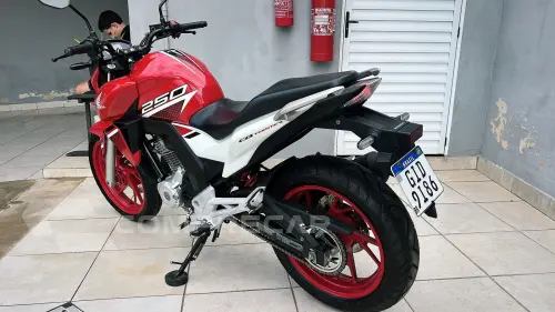 CB250F TWISTER ABS