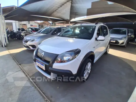 Renault SANDERO 1.6 Stepway 16V 4 portas