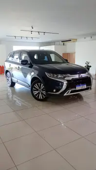 OUTLANDER 3.0 Mivec V6 Hpe-s AWD