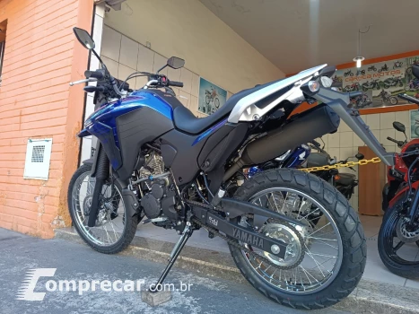 XTZ 250 LANDER
