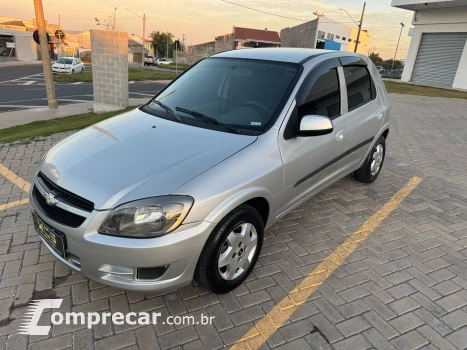 CHEVROLET Celta 1.0 LT 4 portas