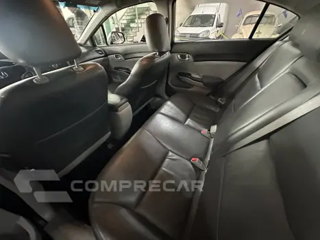 CIVIC 1.8 LXS 16V FLEX 4P AUTOMÁTICO