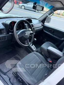 Pajero T.R.4 2.0  flex 4X2