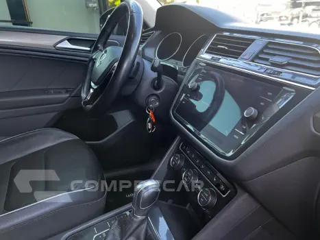 TIGUAN Allspac Comf 250 TSI 1.4 Flex