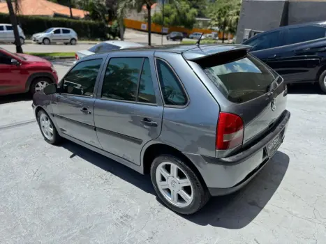 Gol 1000 Mi 16V/ Ouro 4p