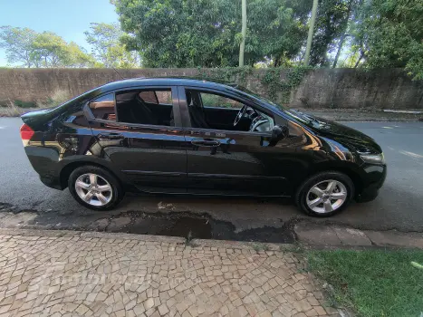 CITY 1.5 LX Sedan 16V