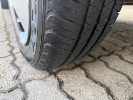 PRISMA - 1.4 MPFI JOY 8V 4P MANUAL
