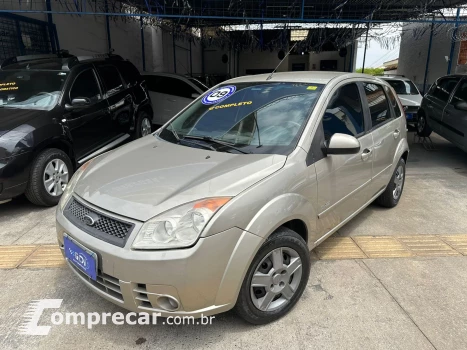 FIESTA 1.6 MPI Class Hatch 8V