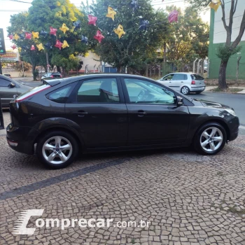 Focus 2.0 16V/SE/SE Plus Flex 5p Aut.