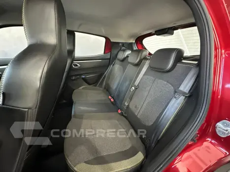 Kwid KWID OUTSIDER 1.0 Flex 12V 5p Mec.