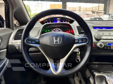 CIVIC - 1.8 EXS 16V 4P AUTOMÁTICO