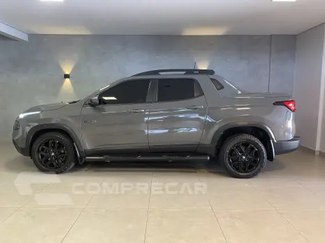 TORO 2.0 16V Turbo Ultra 4WD