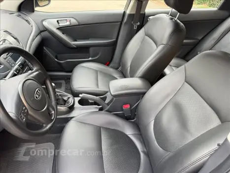 CERATO 1.6 EX3 Sedan 16V