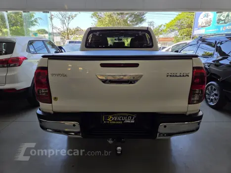 HILUX 2.8 D-4D TURBO DIESEL CD SR 4X4 AUTOMÁTICO