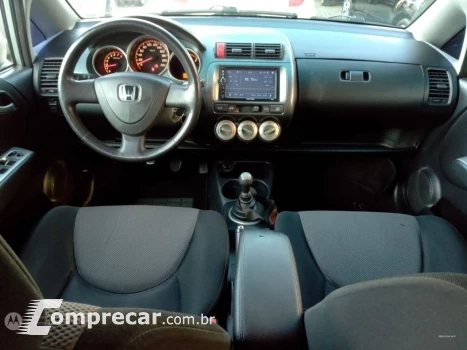 Fit 1.5 16V 4P EX