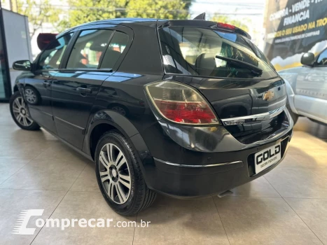 VECTRA 2.0 MPFI GT HATCH 8V FLEX 4P MANUAL