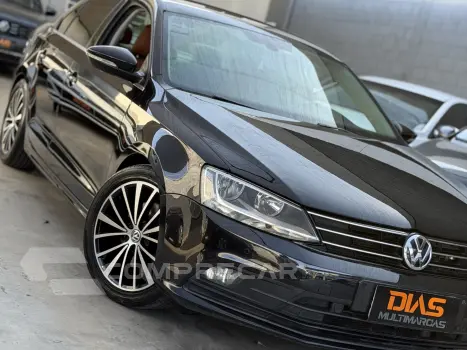 JETTA 2.0 TSI HIGHLINE 211CV GASOLINA 4P TIPTRONIC