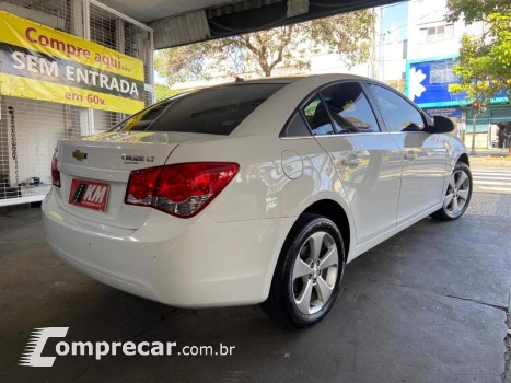 CRUZE SEDAN LT