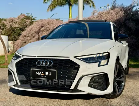 Audi A3 2.0 40 TFSI Sportback Performance Black 4 portas