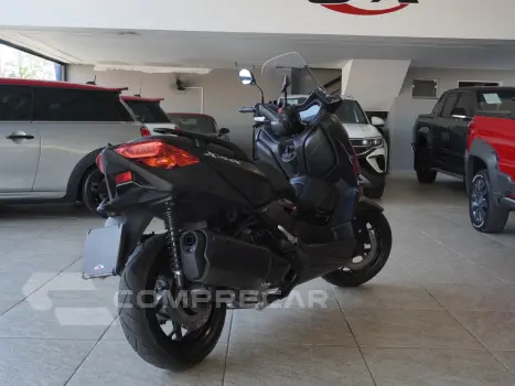 XMAX 250 ABS