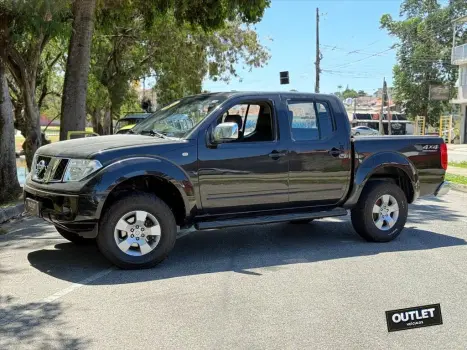 NISSAN FRONTIER 2.5 LE 4X4 CD TURBO ELETRONIC DIESEL 4P 4 portas