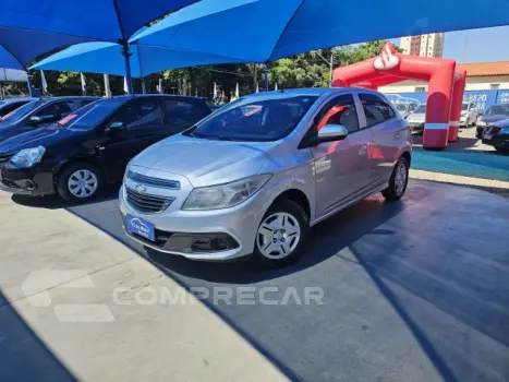 CHEVROLET ONIX - 1.0 MPFI LT 8V 4P MANUAL 4 portas