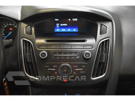 FOCUS 2.0 SE FASTBACK 16V FLEX 4P POWERSHIFT