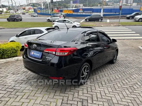 YARIS XLS Sedan 1.5 Flex 16V 4p Aut.