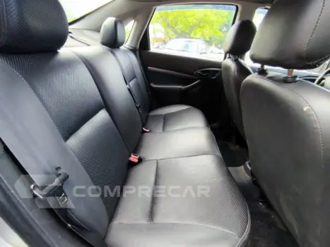 FOCUS HATCH - 2.0 GHIA 16V 4P MANUAL
