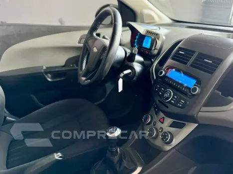 SONIC 1.6 LT 16V FLEX 4P MANUAL
