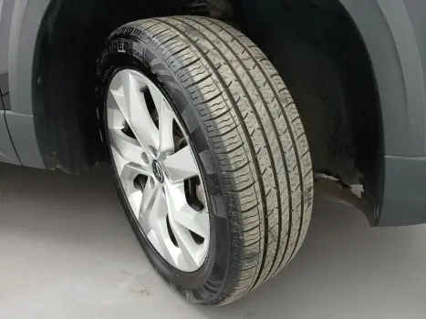 TAOS 1.4 250 TSI TOTAL FLEX COMFORTLINE AUTOMÁTICO