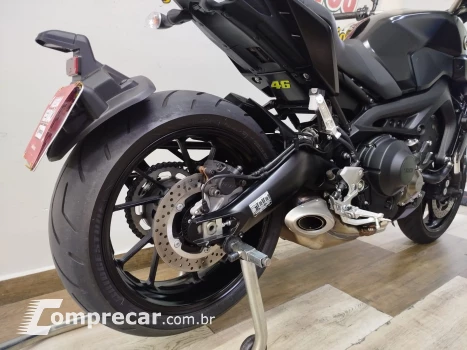 MT-09  800 cc