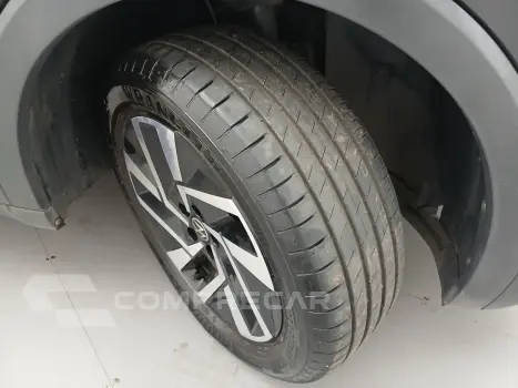 T-CROSS 1.0 200 TSI TOTAL FLEX COMFORTLINE AUTOMÁTICO