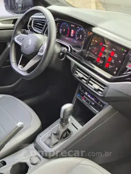 Nivus Highline 1.0 200 TSI Flex Aut.