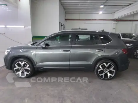 TAOS 1.4 250 TSI TOTAL FLEX HIGHLINE AUTOMÁTICO