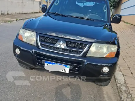 Pajero Full 3.2 Hpe 4X4 16V Turbo Intercooler Diesel 4P Auto