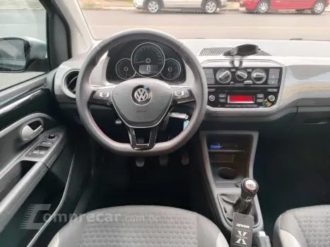 up! cross 1.0 TSI Total Flex 12V 5p