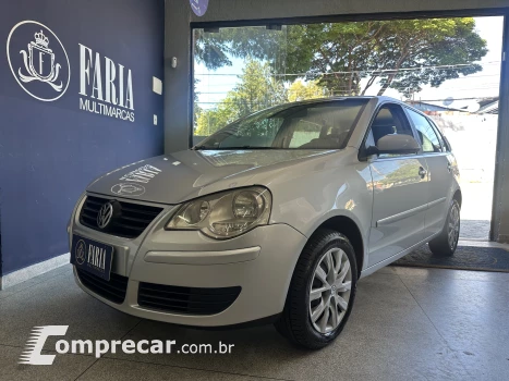 Volkswagen POLO 1.6 MI Plus 8V 4 portas