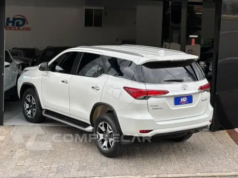 HILUX SWDMDA4JD