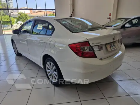 Civic 1.8 16V 4P LXS AUTOMÁTICO