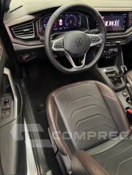 Virtus 1.0 4P 200 TSI FLEX HIGHLINE AUTOMÁTICO