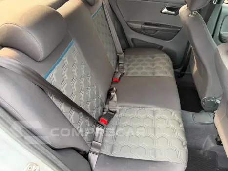 Fox SELEÇÃO 1.0 Total Flex 8V 5p
