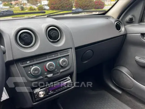 CELTA 1.0 MPFI LT 8V