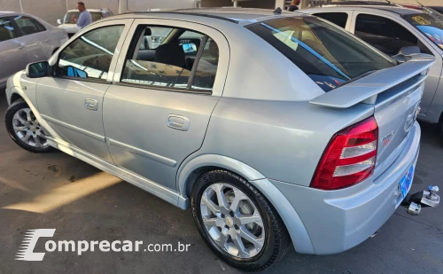 ASTRA 2.0 MPFI Advantage 8V