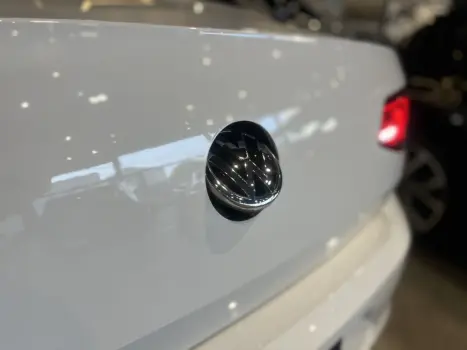 Passat 2.0 16V 4P TSI TURBO HIGHLINE 220 CV AUTOMÁTICO