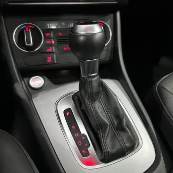 Q3 2.0 TFSI Quat. 211/220cv S-tronic 5p