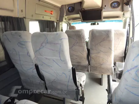 MASTER 2.5 DCI Minibus L3h2 16 Lugares 16V